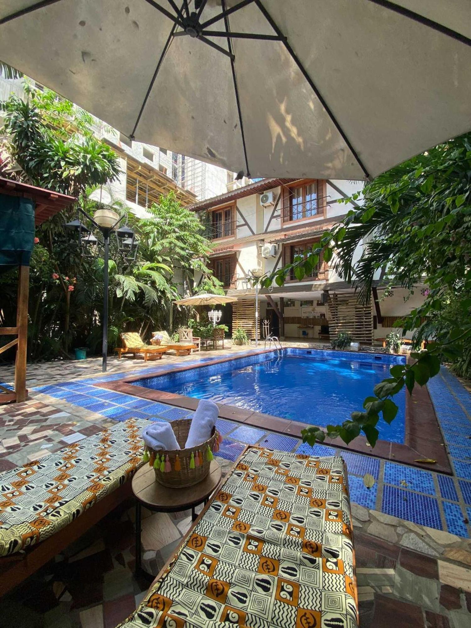 Boutique Hotel Pavillon Abidjan Exterior foto